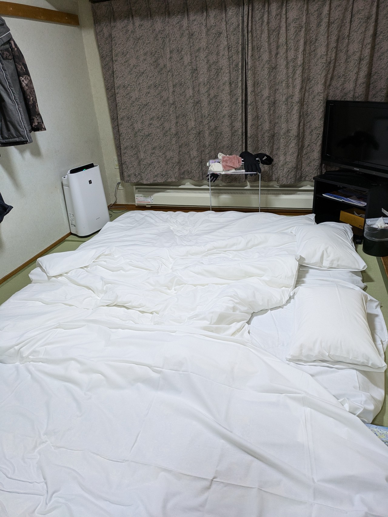 和室に布団を敷いた就寝時のレイアウト