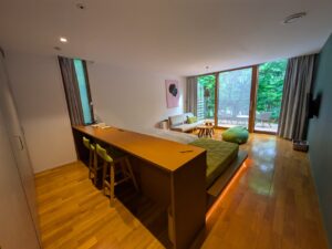 本館の部屋の中