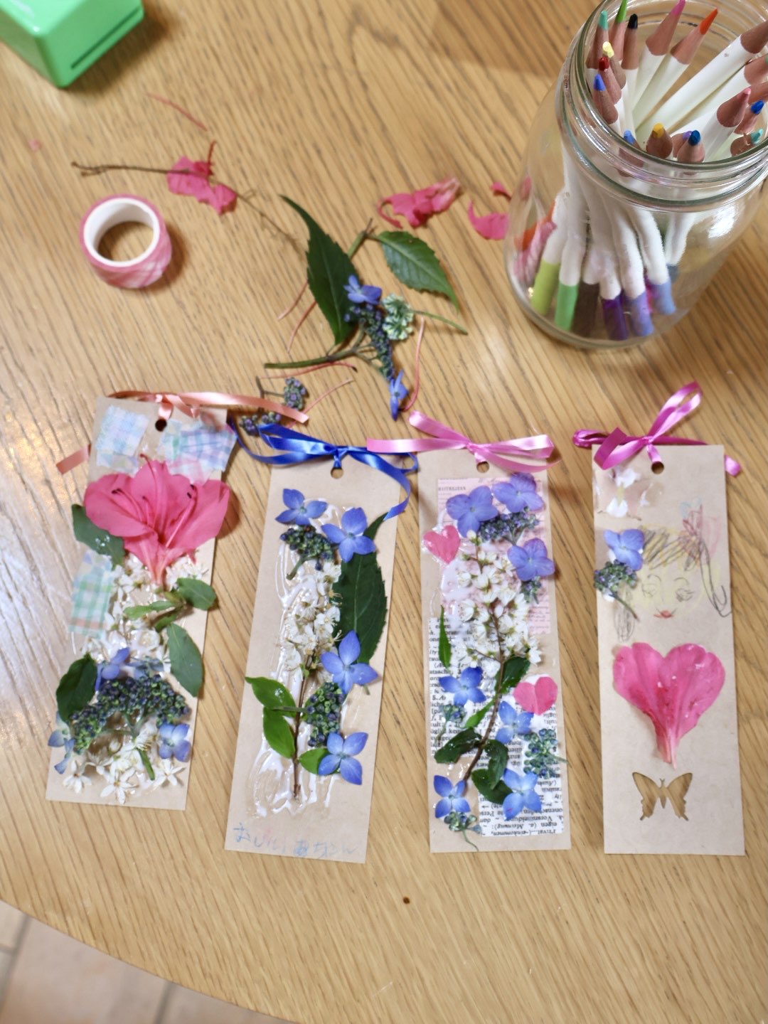 作成した草花のしおり