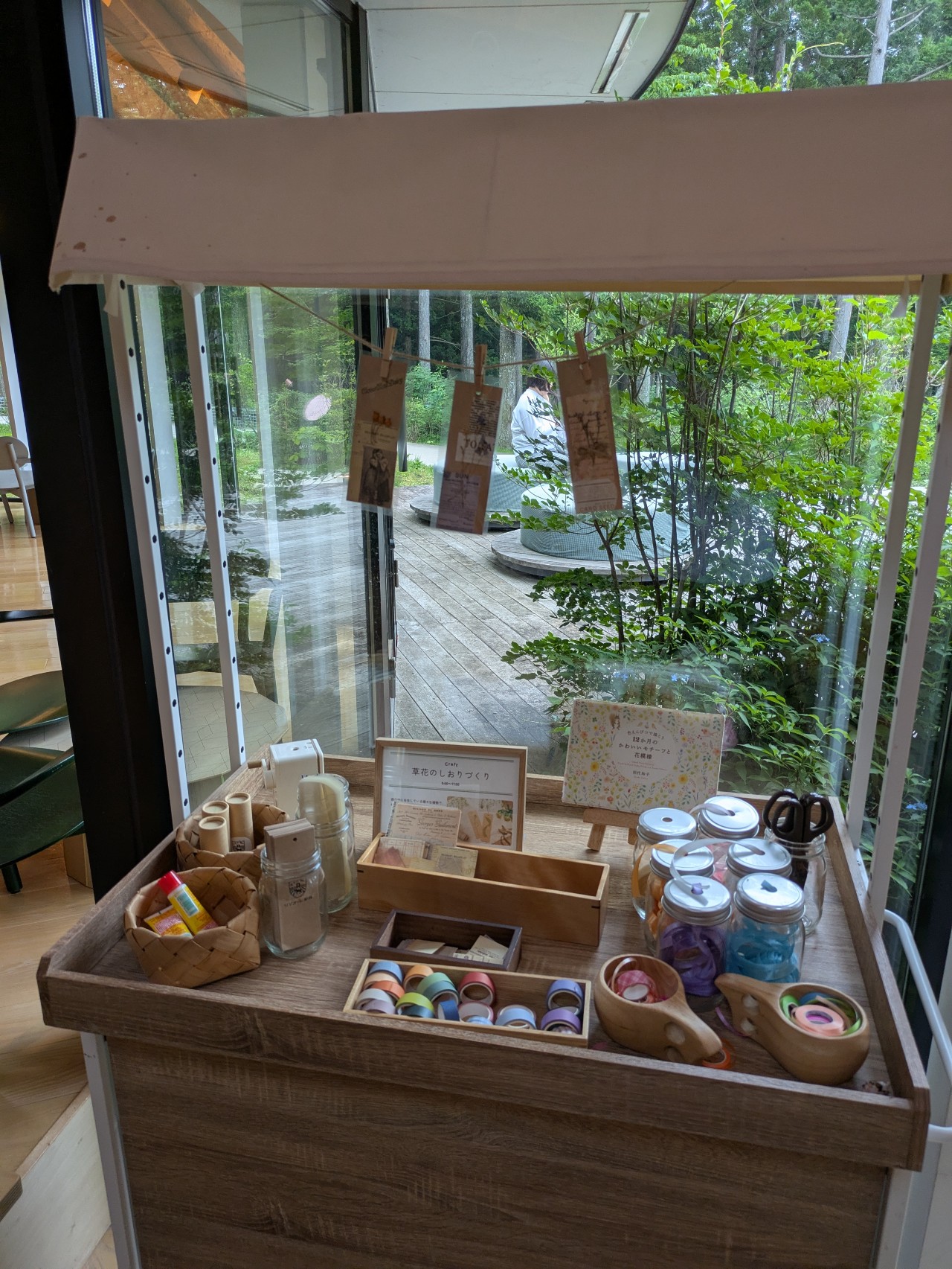 草花のしおりづくり