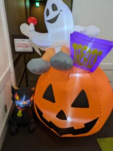 ハロウィンの飾りつけ