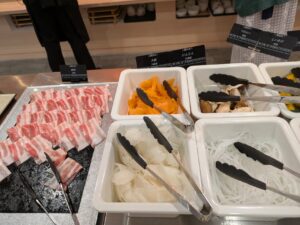 にんじん、しいたけ、大根、マロニー