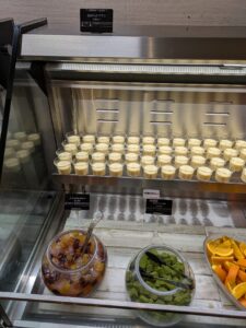 プリン、クリスタルゼリー、抹茶わらび餅