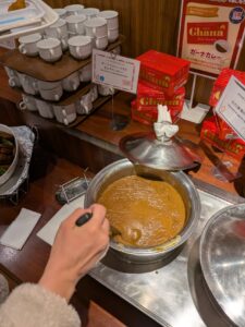 ガーナチョコレート入り甘口チキンカレー